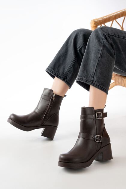5109-3027 Brown Heeled Zippered Daily Women's Boots