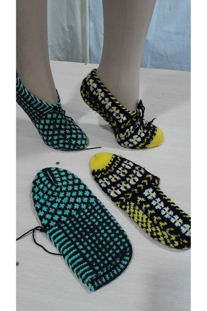 2 Pieces of Hand Knitted Five-Skewer Shoes/Handmade Booties/Dowry Booties/Knitting/Home Booties/Handmade