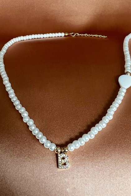 Letter B Pearl Design Necklace