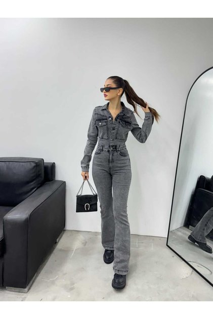 Salopetă din denim Kn, cu pantaloni evazați și jachetă
