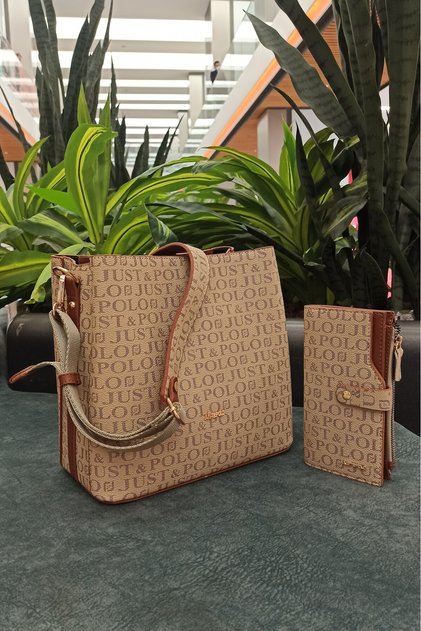 Women's Sand Tan 4 Compartment Bag and Wallet Combination