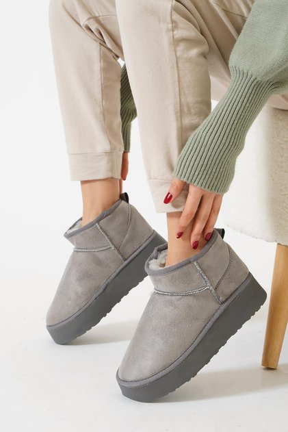 Poofy thick sole fur lined women's boot grey suede