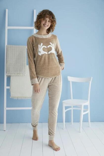 13381 Kahve Çizgili Paçası Lastikli Kadife Pijama Takım