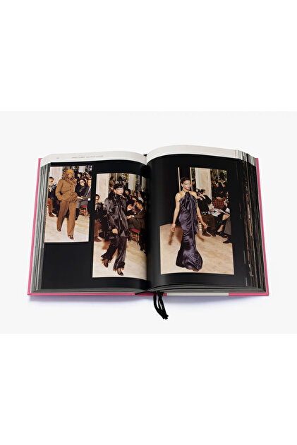 Thames & Hudson Yves Saint Laurent Catwalk Complete Haute Couture
