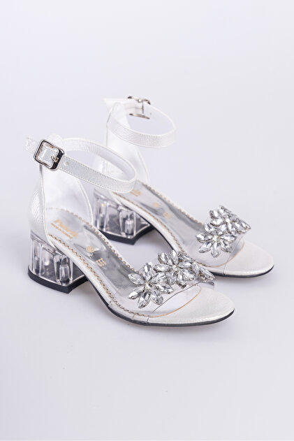 CAMOLLA Silver Transparent Stone Detailed Girls' Heeled Evening Dress Shoes- Trendyol CAMOLLA Silver Transparent Stone Detailed Girls' Heeled Evening Dress Shoes- Trendyol