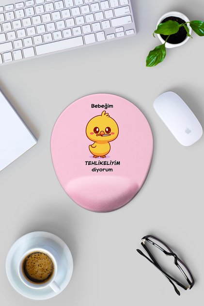 Bebeğim Tehlikeliyim Diyorum Desenli Renkli Bilek Destekli Mouse Pad