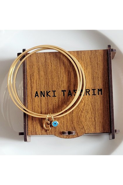 Kadın 316 L Paslanmaz Çelik Anti Alerjenik 3'lü Çelik Ajda Bilezik 22 Cm Harf Charmlı ( G )