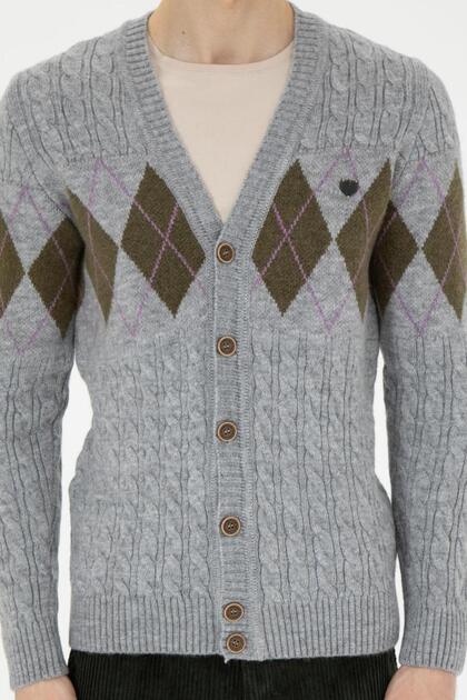 Diamond Patterned Buttoned Thick Men's Cardigan