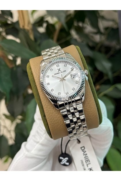 Premium Women's Wristwatch