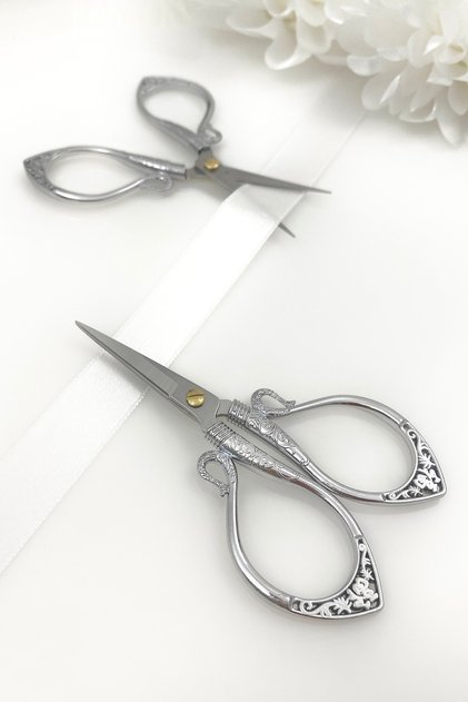 Silver Promise Engagement Scissors, Ribbon Opening Special Day Ceremonial Sewing Embroidery Scissors Elegant Model Silver