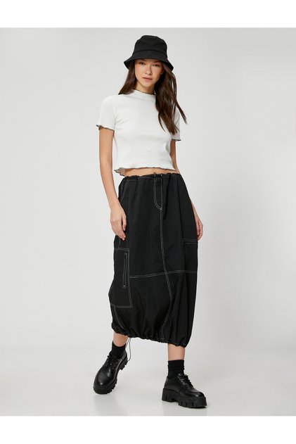 Crop T-Shirt Short Sleeve Crew Neck Stitching Detailed Cotton
