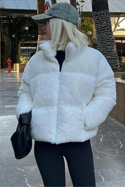 Ecru Stand Collar Women's Fur Coat Mg2259