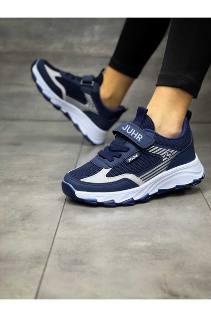 Unisex Sports Shoes Poly Light Sole