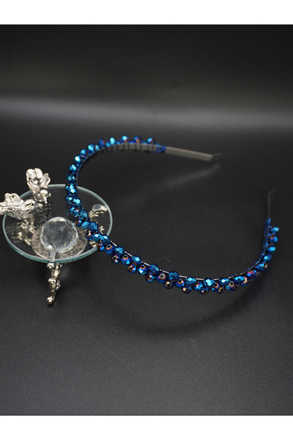 Elegant Single Crystal Crown - Suitable for Wedding and Engagement with Various Color Options