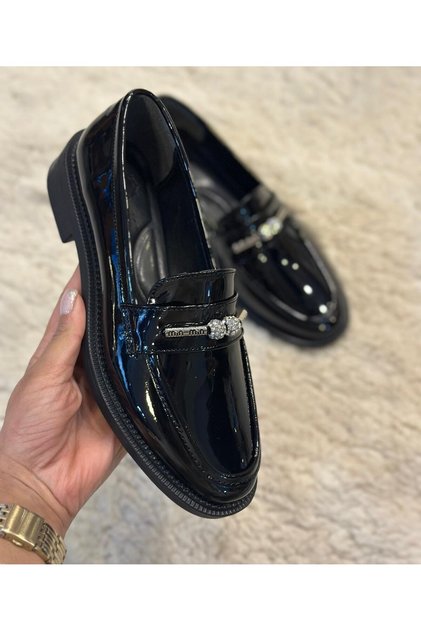 Black Patent Leather Buckle Women's Shoes