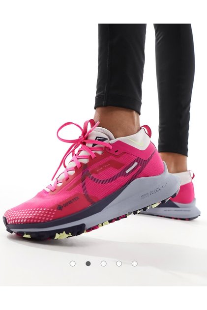 React Pegasus Trail 4 Gore-Tex Running Pembe Kadın Spor Ayakkabı