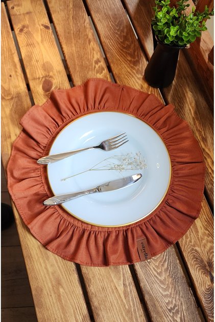 Lisbon Linen Round Ruffled 2-Piece Vintage American Serving Tile 40X40