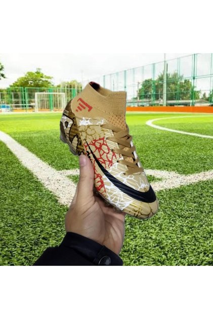 Crampons with Gold Socks