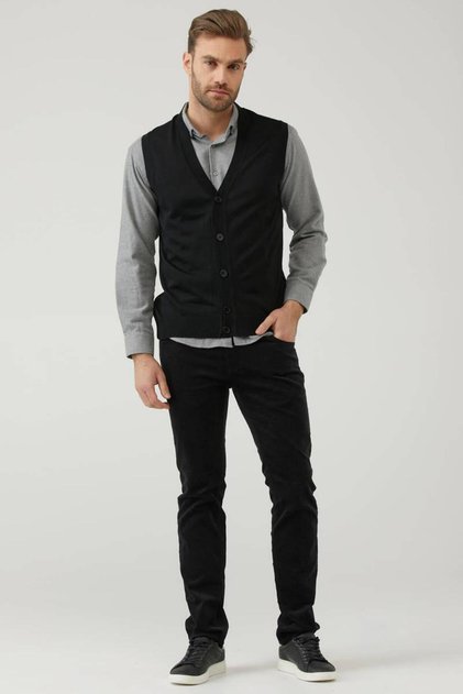 Men's V-Neck Buttoned Knitwear Vest - Black