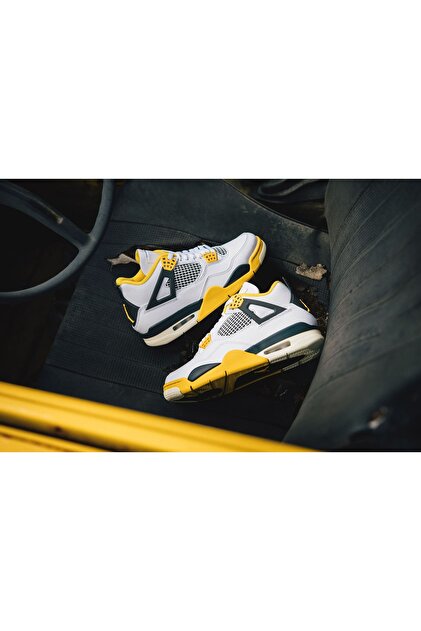Nike Air Jordan 4 Retro 