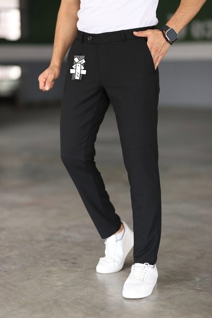 Men's Baggy Fly Loose Fit Jeans with Belt and Elastic Back Jeans