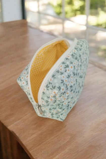 White Daisy Patterned Makeup Bag-Large Size Design Bag 85422584