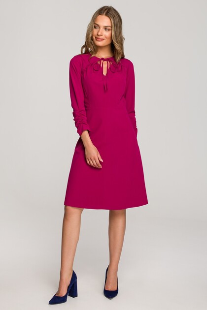 Rochie in A cu cravata in decolteu