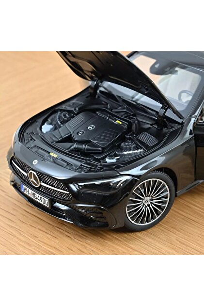 Norev 183937 1/18 Mercedes-Benz CLE Coupe 2024 Obsidian Black