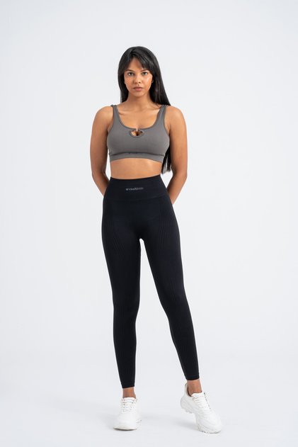 Ultra fleksibilne sportske tajice sa push-up detaljima