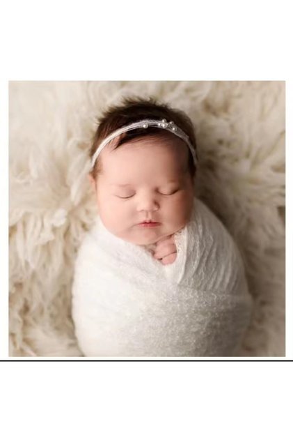 Stylish and Elegant White Pearl Baby Buckle