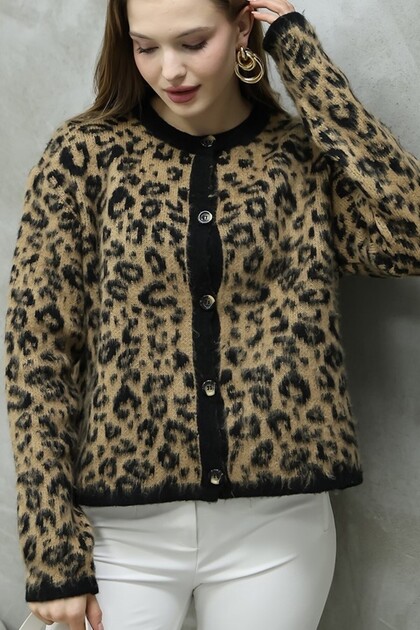 Women's Brown Leopard Pattern Buttoned Cardigan with Crew Neck