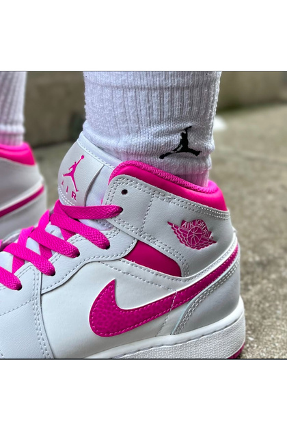 Nike Air Jordan 1 Mid Bred Toe (W) Unisex Spor Ayakkabı - Fiyatı