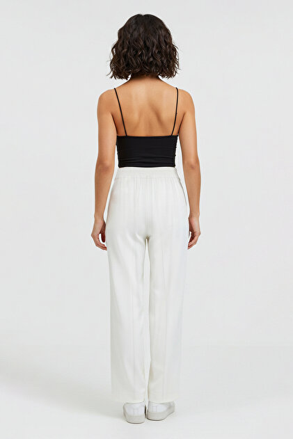 Trendyolmilla Beyaz Arkası Lastikli Wide Leg/Geniş Paça Düşük Bel