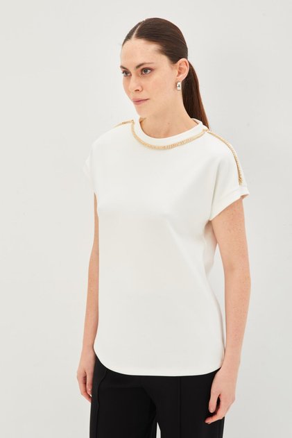 Gold Chain Detailed Crew Neck Regular Knitted T-Shirt