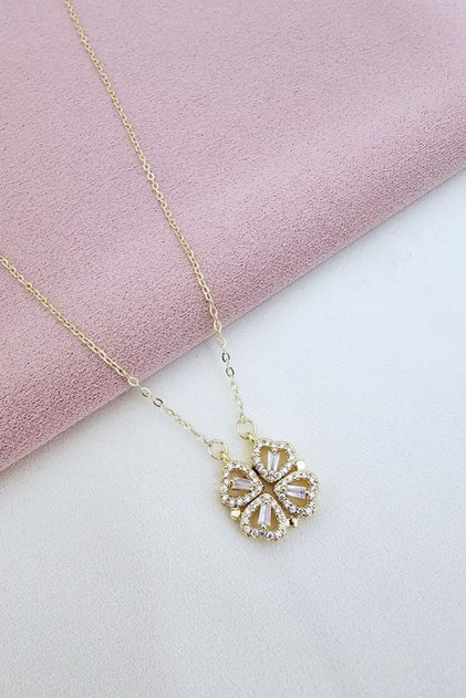 Zircon Stone Magnet Clover Necklace