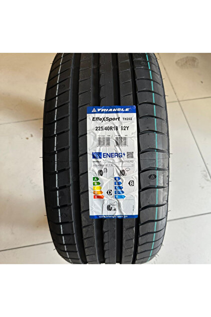 4x Triangle Effexsport TH202 FSL XL M+S (Tl) 235/40R19 96Y Reifen