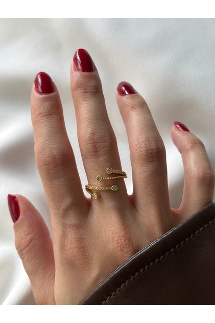 Gold Dot Detailed Ring