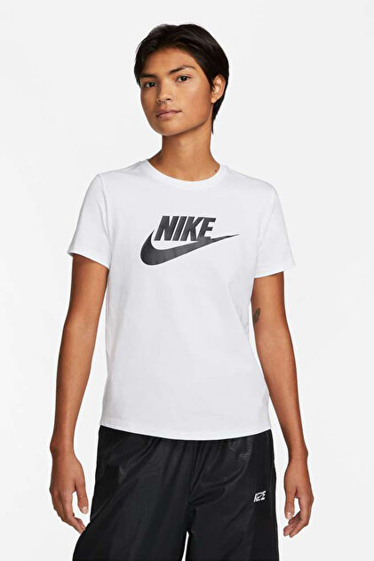 nike sportswear women's essential icon futura crop t shirt