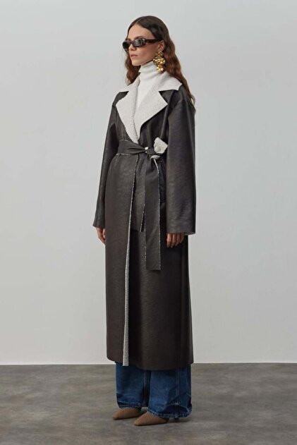 dress festive casual LIKE LIQUID FAUX LEATHER MIDI DRESS – AKIRA main image 1