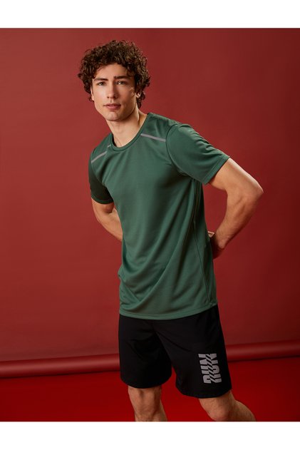 Sports T-Shirt Stripe Printed Crew Neck Breathable Fabric