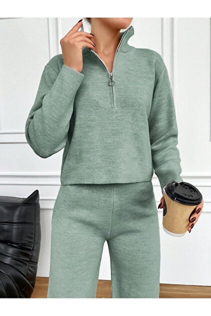 zippered 2-piece knit set