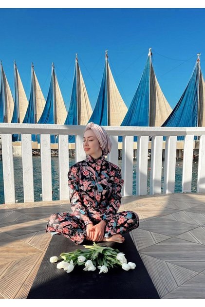 Shawl Pattern Design Hijab Jumpsuit Swimsuit