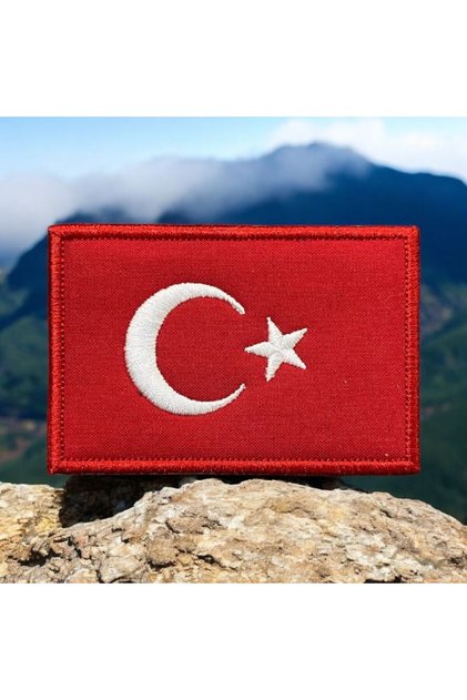 Türk Bayrağı Peçi Arması 8 X 5 Cm