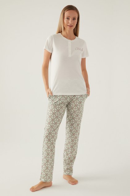 Women's Cream Short Sleeve Pajama Set