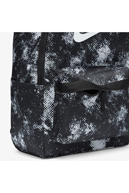 nike splatter backpack
