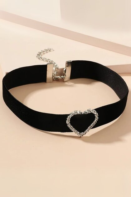 Women's Stone Heart Detail Choker Necklace