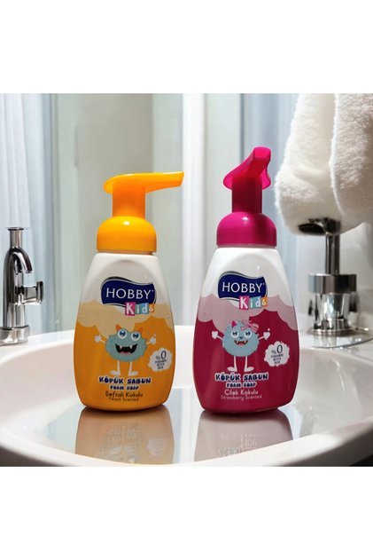 Set of 2 Foam Soap and Peach and Strawberry Scented for Kids 200ml