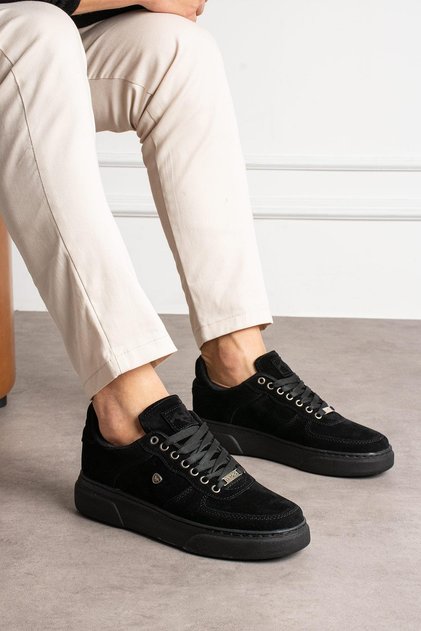 Süet Kalın Tabanlı Rahat Siyah Erkek Sneaker 063