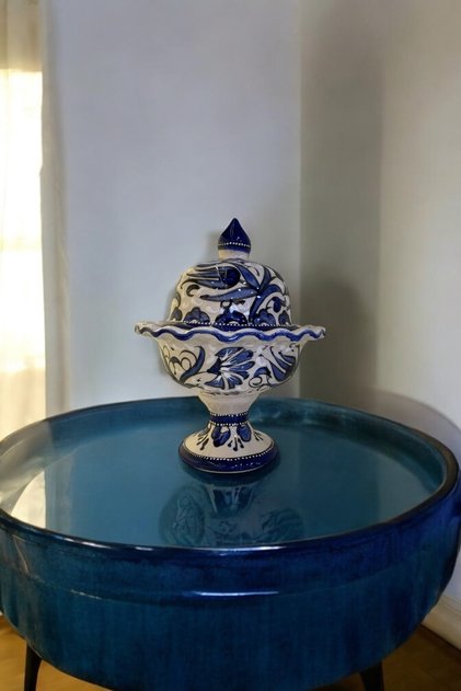 Ayaklı Çini Şekerlik