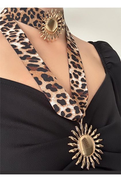 Leopard 2-Piece Sun Necklace